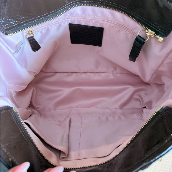 Coach Patent Mahogany Gallery Tote Gold Hardwarew/ Hangtag & Side Medallions EUC - Picture 16 of 16